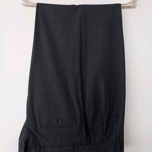 Davvero Dark Gray Suit classic fit size L/46 like new