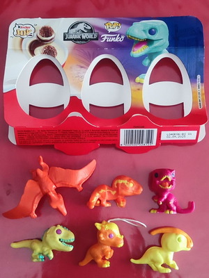 Σετ 6 φιγούρες Kinder Funko Jurassic World με συσκευασία