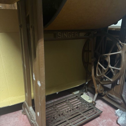 Singer with table and motor in good condition