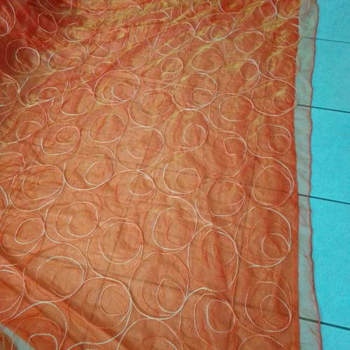 Curtain used size 2.45x2.80 in excellent condition