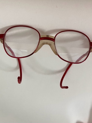 Children's eyeglasses like new, frame with replaceable lenses 0+