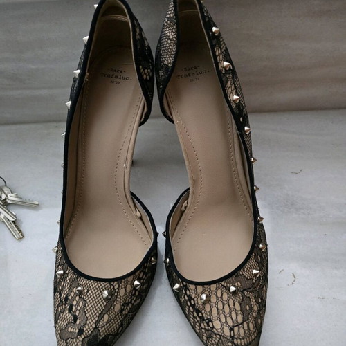 Lace pumps with studs size 39 like new for chic rock looks