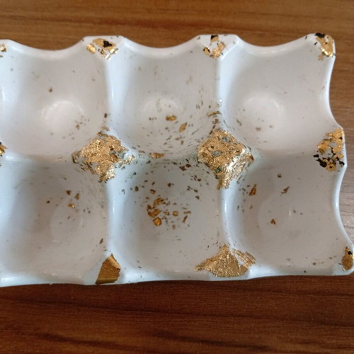 Handmade porcelain egg holder with gold leaf decoration, new