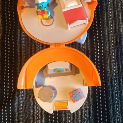 Giochi Preziosi Magic House Miniature Toy like new