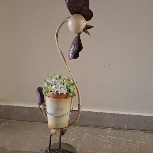 Vintage metal garden decoration plant pot stand