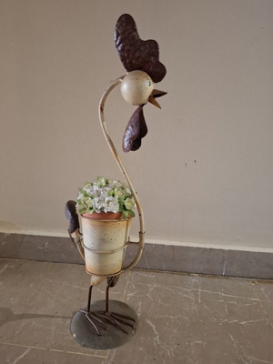 Vintage metal garden decoration plant pot stand