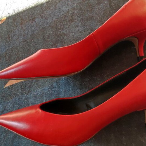Zara red pointed pumps like new, size 37