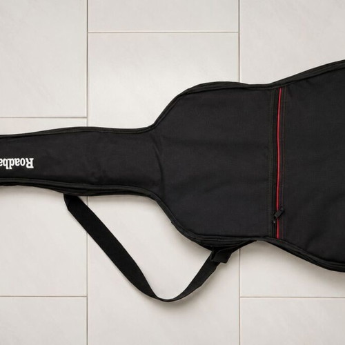 Yamaha C80 Classical Guitar 4/4 with Roadbag case like new
