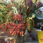 Vase with artificial flowers used, washable and flexible