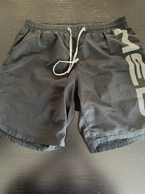 Med men's swimwear size S like new, black