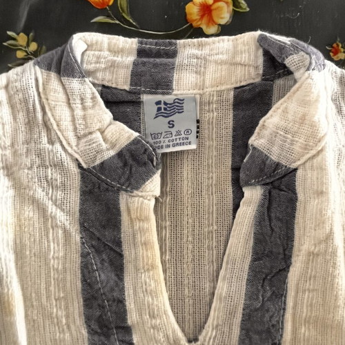 Linen shirt for 2-year-old child, white and blue