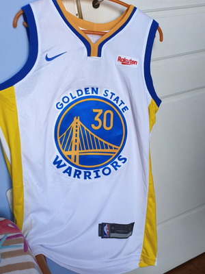 Golden State Warriors Steph Curry Jersey new, official replica