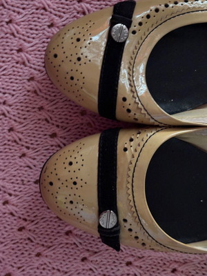 Tods ballerina shoes used, size 38.5, with defect