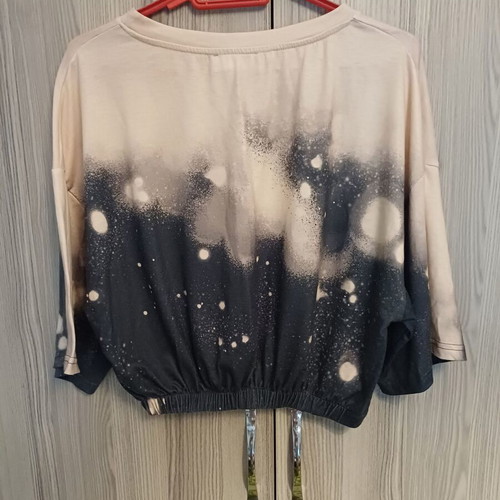Peace and Chaos top like new, one size, beige multicolor