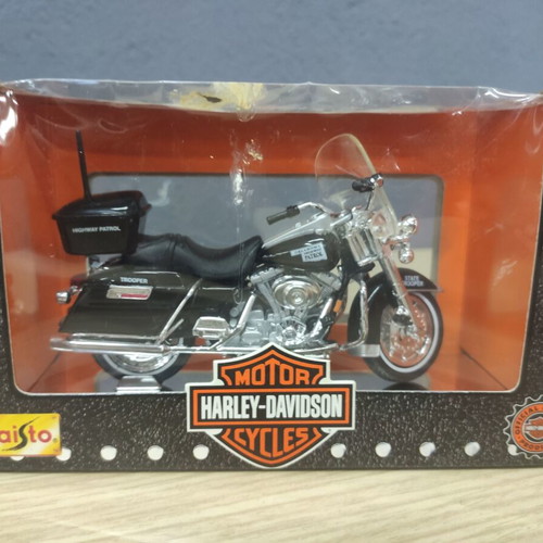 Harley Davidson Oklahoma State Highway Patrol Trooper 1/18 scale model