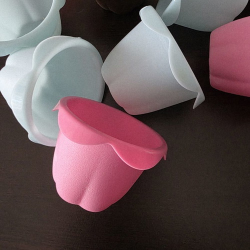 Silicone baking molds pack of 11 in 3 colors, like new
