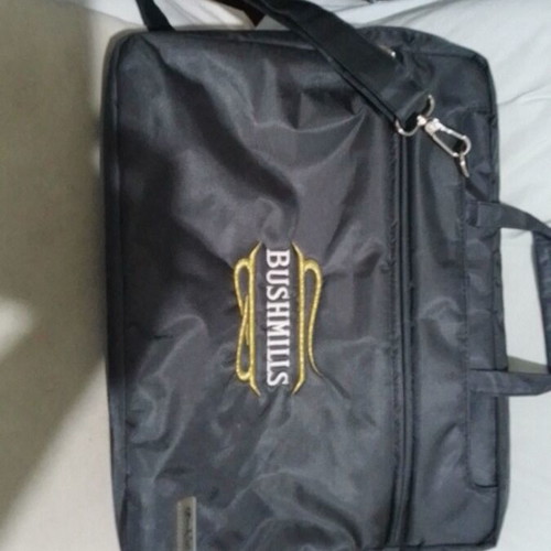 Bushmills laptop bag gray in very good condition for 13-15 inches