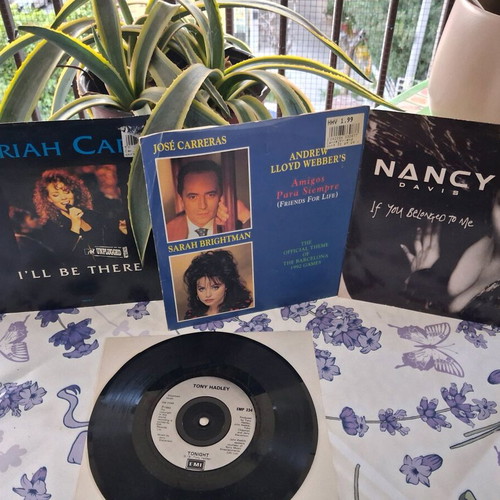 45 LPs 4 Great Artists like new