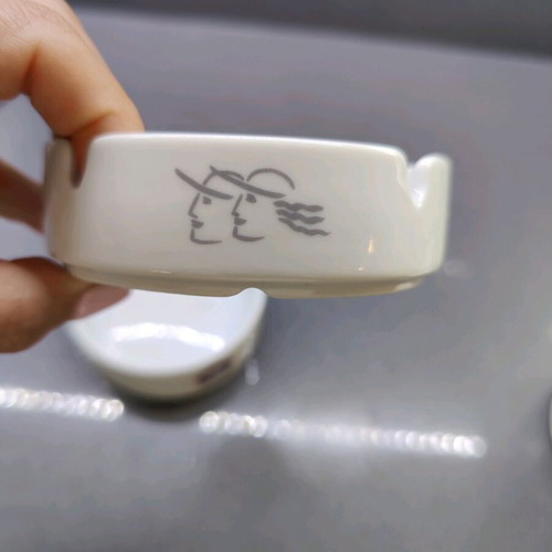 Flocafe ashtrays new set