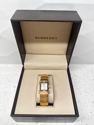 Burberry Vintage ρολόι γυναικείο σαν καινούργιο με μαργαριτάρι και διαμάντια