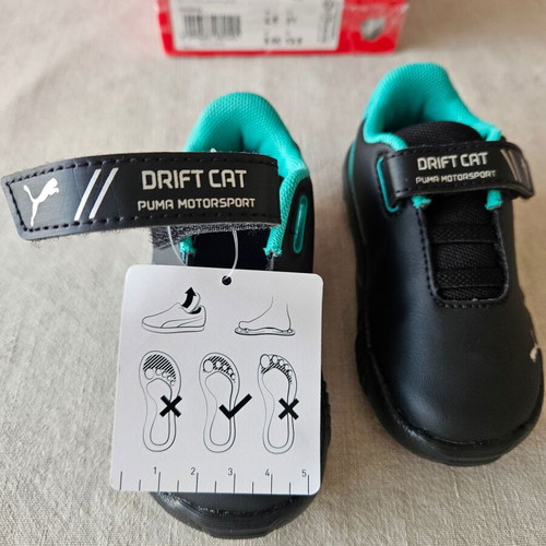 Puma Mercedes-AMG Petronas Drift Cat kids sneakers size 21, black and turquoise