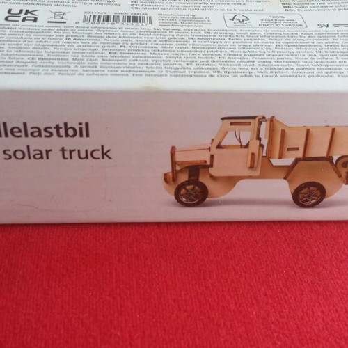 Build-Your-Own Solar Truck educational wooden toy new