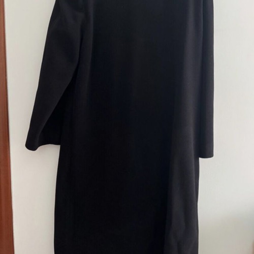 Vintage long coat used with fur trim and removable shoulder pads black size M/L