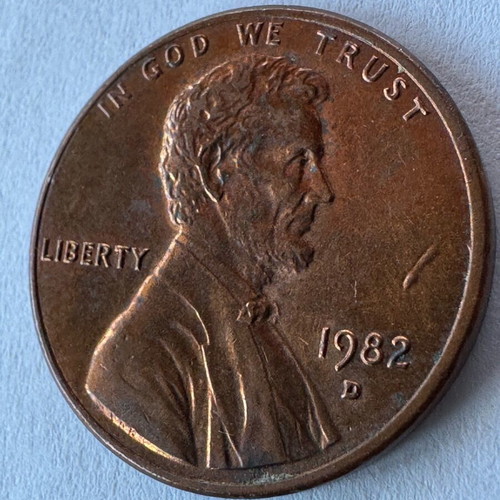 Arrow error Lincoln 1982 D coin like new