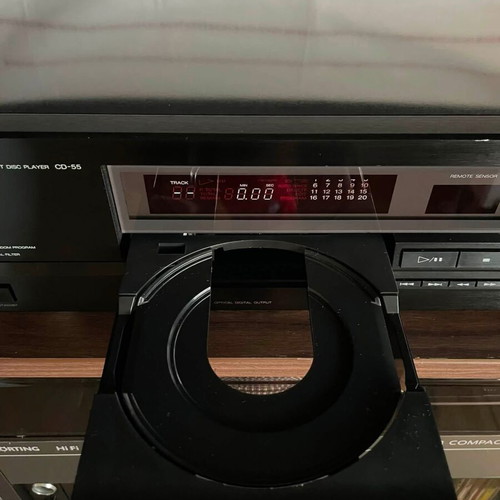 Akai CD-55 CD player like new
