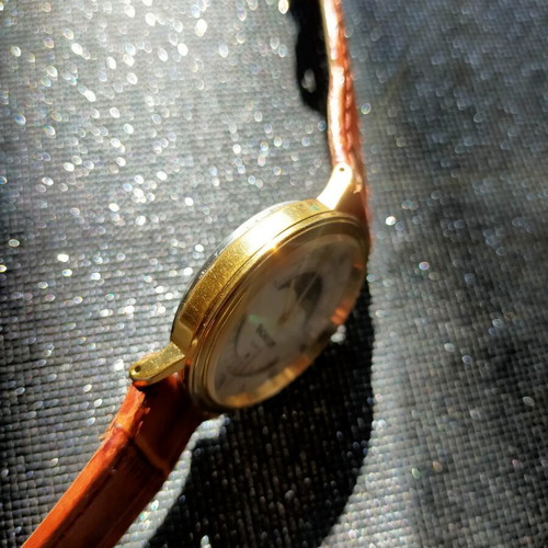 Watches quartz, used, unisex