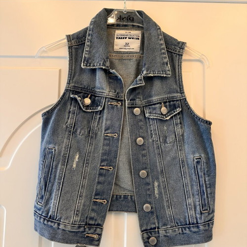 Denim vest size 32 (XXS) with necklace
