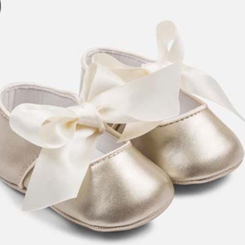Mayoral baby shoes pearly with bow new, available sizes 15,19