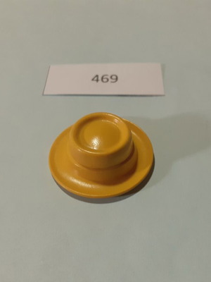 Playmobil farmer hat 469, yellow