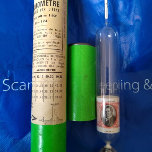 Vintage French Alcoholmeter Dujardin-Salleron Série 174 like new with original case