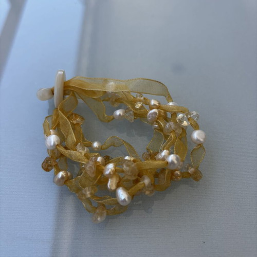 Bracelet gold color with beads used