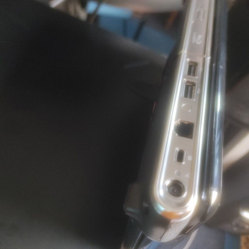 HP Pavilion dv6-1050ev laptop screen, keyboard & chassis for parts