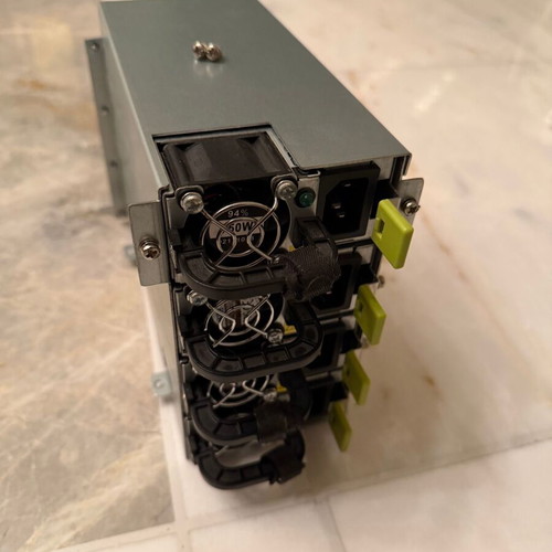 Server power supply 4 x 750W used, 3000W platinum PSU with cables