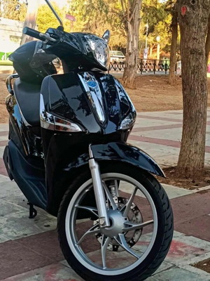 Piaggio Liberty 125 σκούτερ σαν καινούργιο, 13.500 χλμ