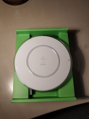 Belkin Boost Up Wireless Charging Pad καινούργιο, λευκό