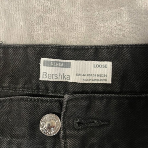 Bershka denim ripped black jeans size 44 like new