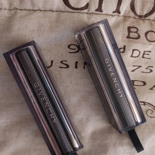 Givenchy κραγιόν 2 κοκκινο και ροδακινη σαν καινούργιο