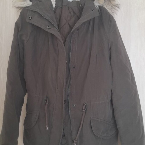 Only women's jacket size S with warm quilted lining new