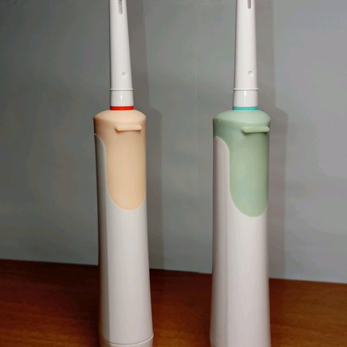 Battery toothbrushes used, set of 2 functional
