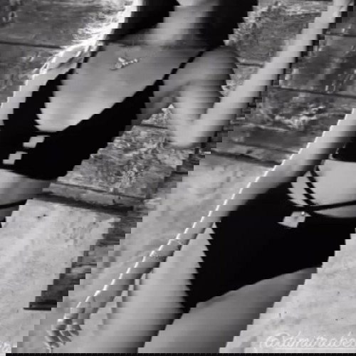 Μαγιό μαύρο ψηλομέσο καινούργιο με καρτελάκι σε 3 μεγέθη