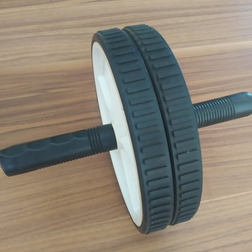 Ab Roller with Double Wheel like new for Core Training