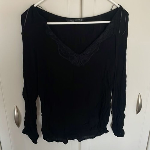 Zara women's blouse black like new, size L