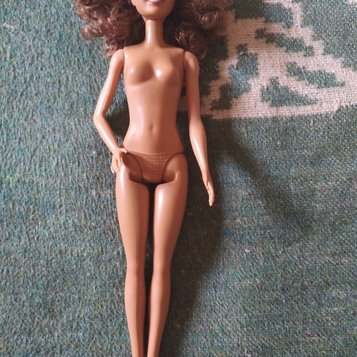 Barbie doll like new
