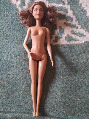 Barbie doll like new