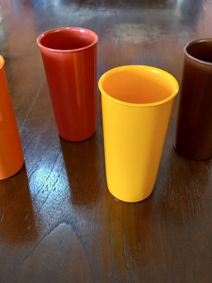 Tupperware set of 4 colorful cups like new, Dart Hellas 1980