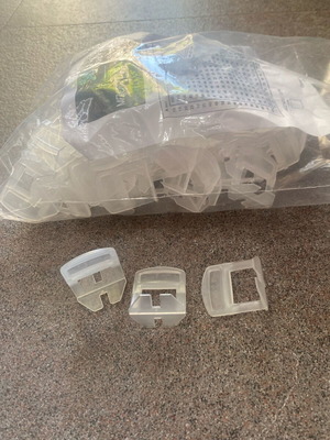 Tile spacers new, bag of 100 pieces, 1mm 1.5mm 2mm